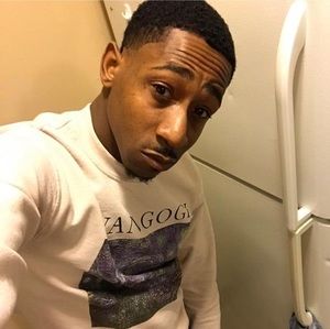 Meet your Posher, Tay